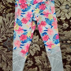 PINK Ultimate Leggings